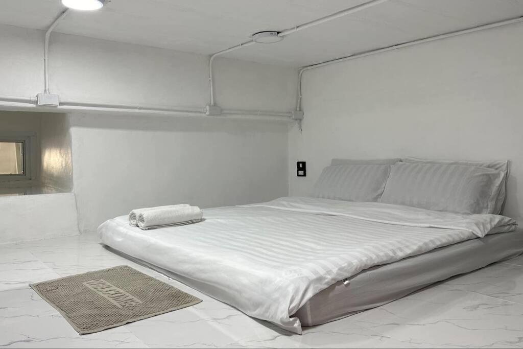 Megun Capsule 150 Cm Apartamento Banguecoque Exterior foto