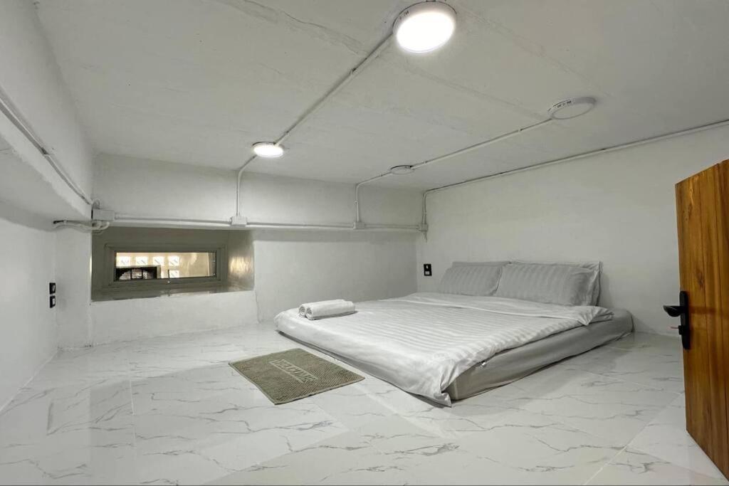 Megun Capsule 150 Cm Apartamento Banguecoque Exterior foto
