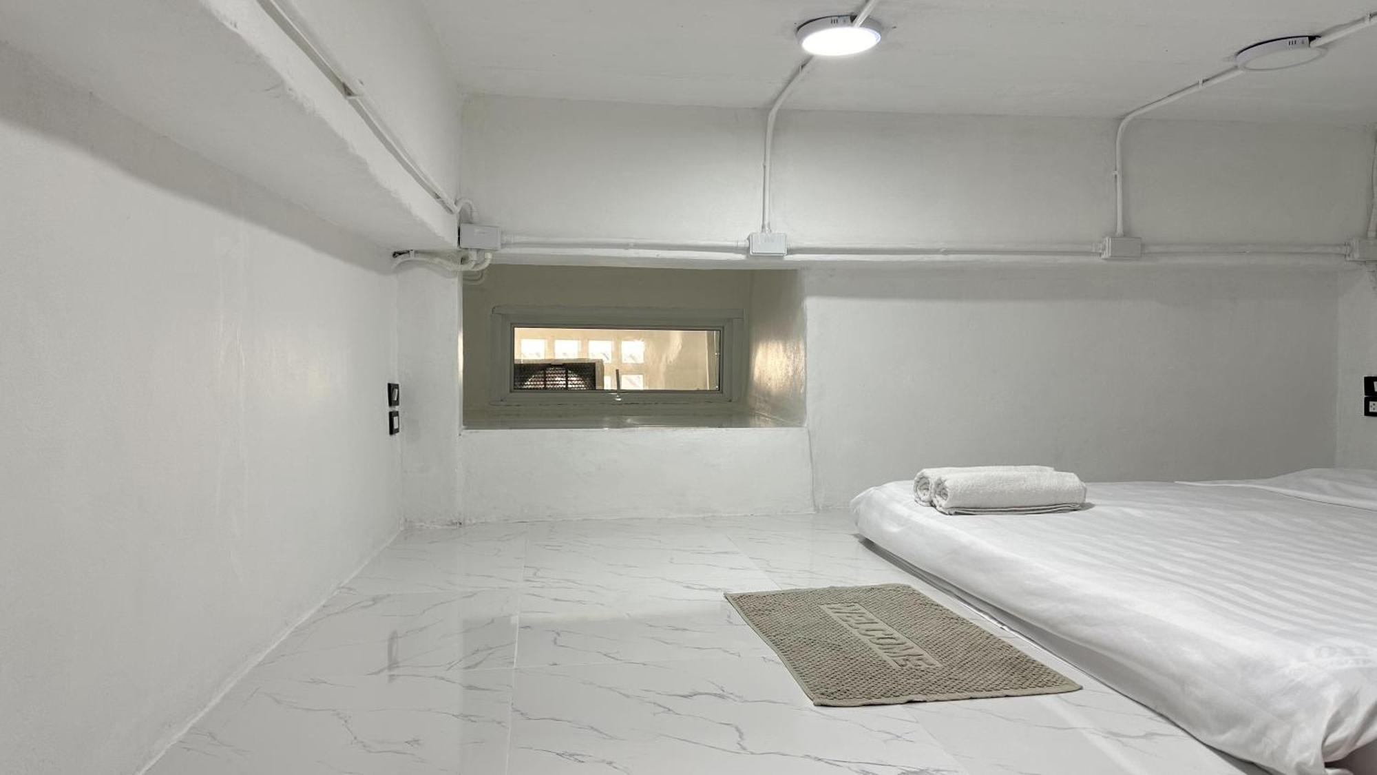 Megun Capsule 150 Cm Apartamento Banguecoque Exterior foto
