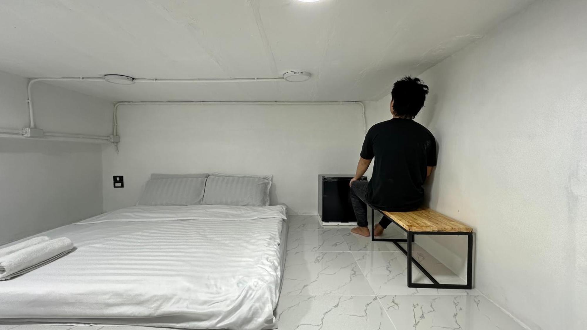 Megun Capsule 150 Cm Apartamento Banguecoque Exterior foto